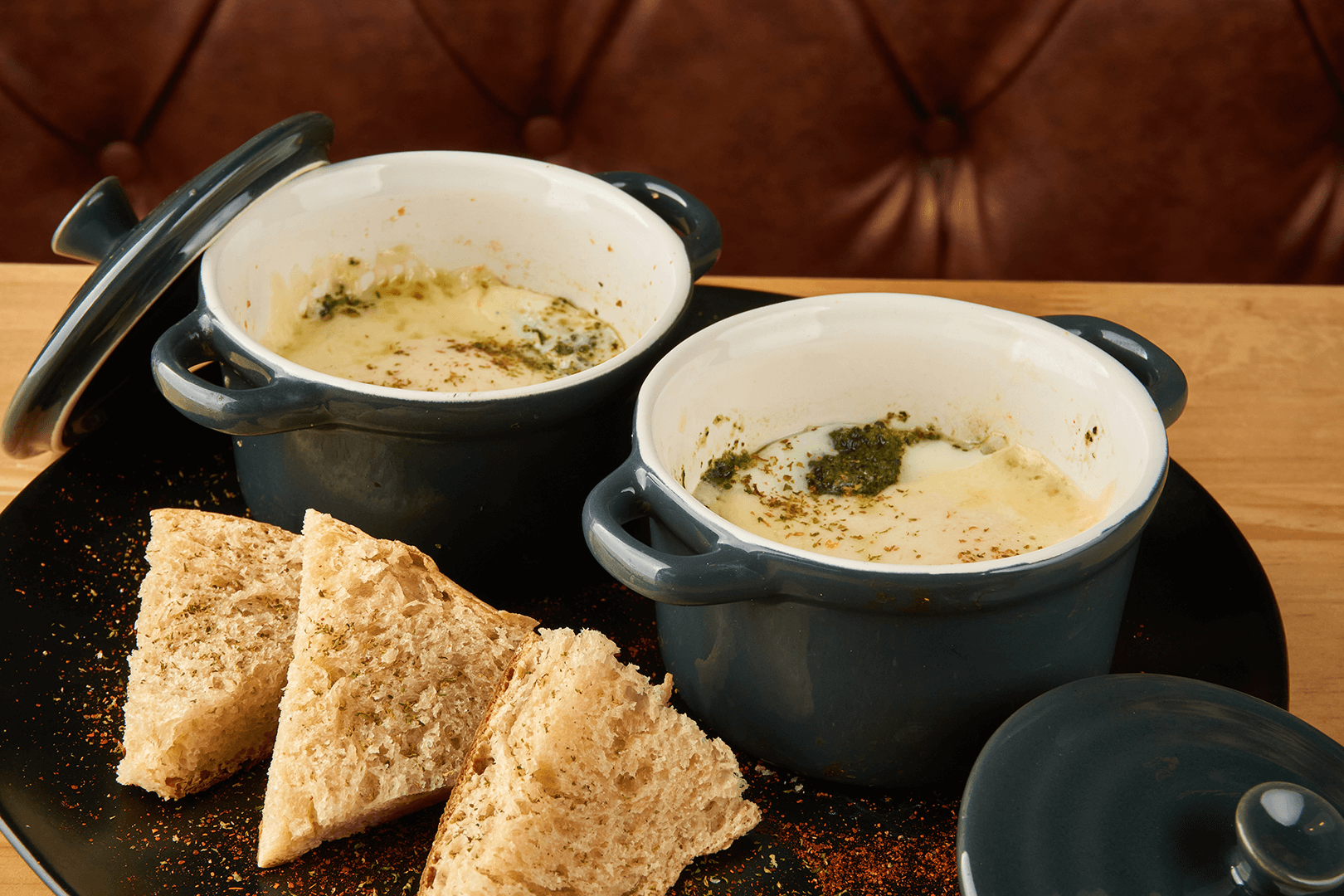 HUEVOS-AL-PESTO Huevos Al Pesto - Image 1