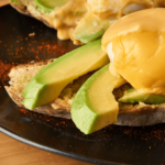 Tostadas de Aguacate